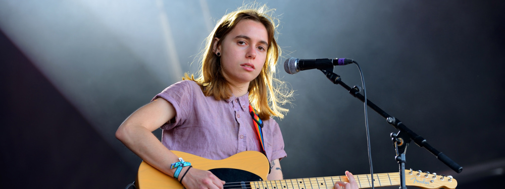 Julien Baker: повелительница ревербов об использовании HX Effects | A&T Trade Julien Baker: повелительница ревербов об использовании HX Effects | A&T Trade