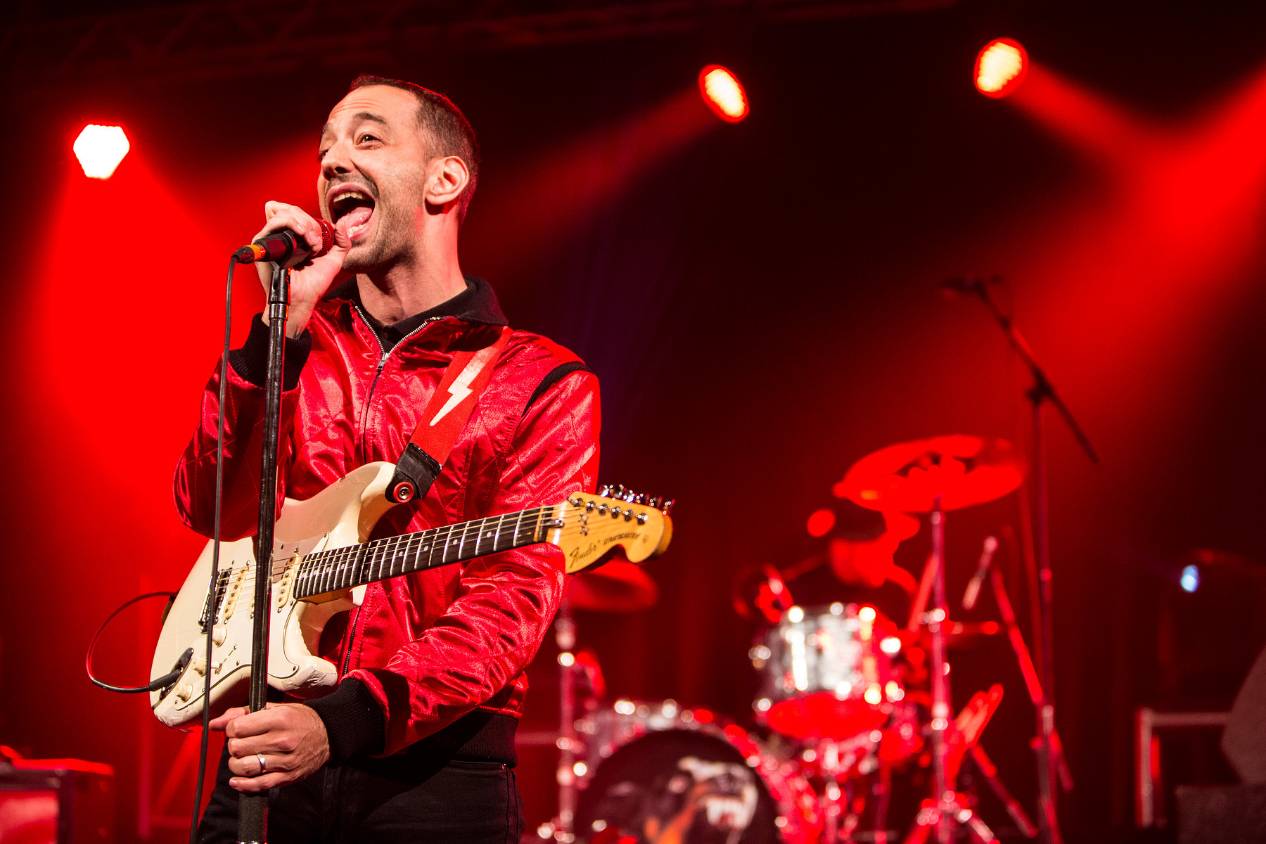 Новый именной страт Fender Albert Hammond Jr. Stratocaster | A&T Trade Новый именной страт Fender Albert Hammond Jr. Stratocaster | A&T Trade