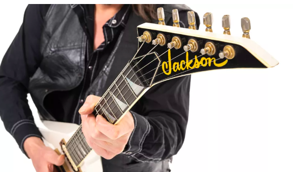 История утерянной гитары Jackson RR3 Рэнди Роадса. Часть 1 | A&T Trade