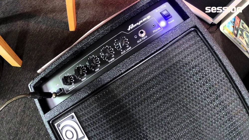 Ampeg BA-108 - басовый комбо для дома | A&T Trade Ampeg BA-108 - басовый комбо для дома | A&T Trade