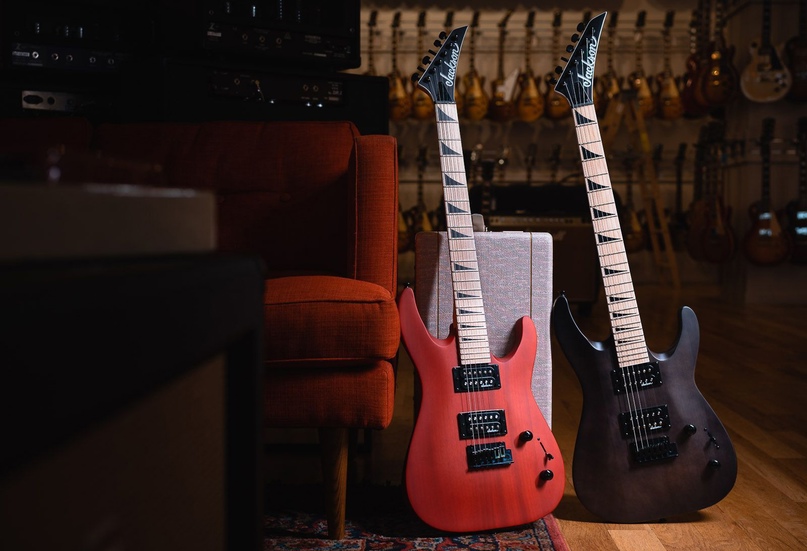JS22 Dinky: выбираем бюджетную гитару для метала | A&T Trade