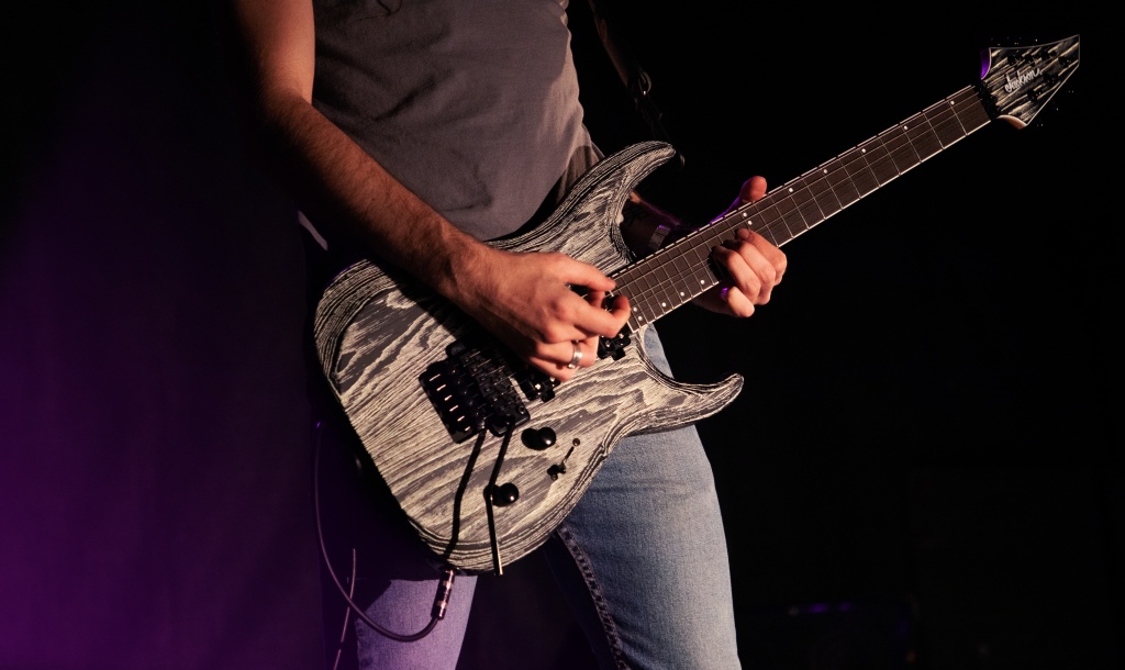 PRO-DK-MODERN-ASH-FR6-BK-WHT002-copy.jpg